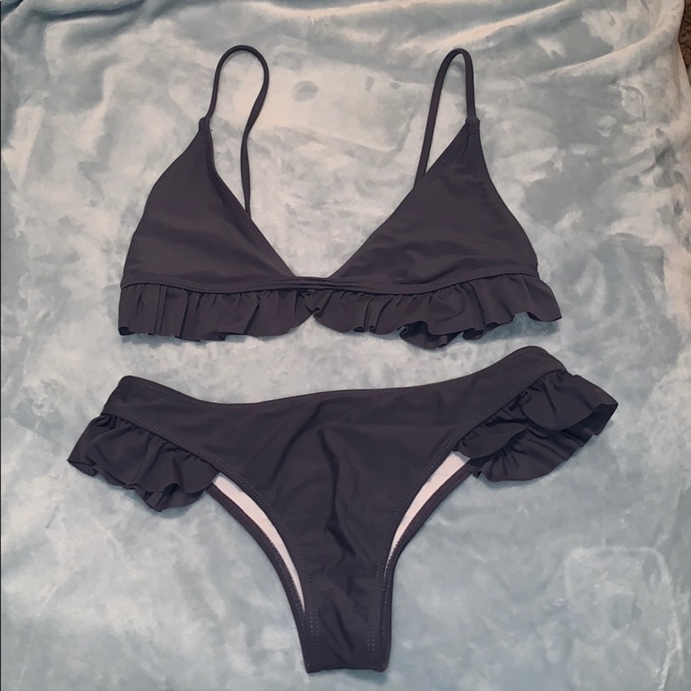 👙Super Cute Gray Bikini👙